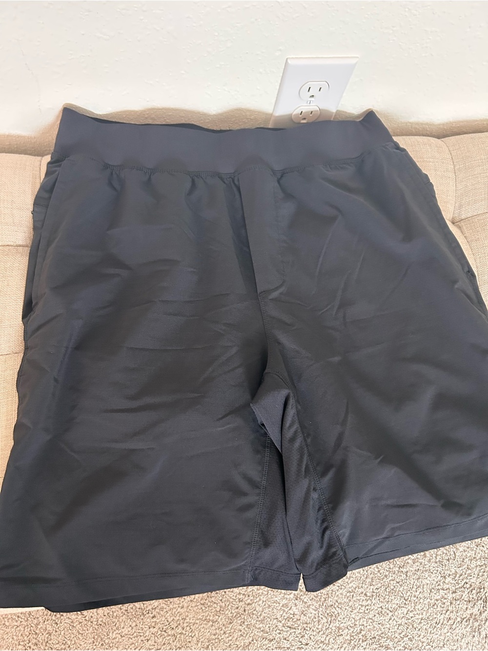 Fabletics Men's Athletic Shorts - Black